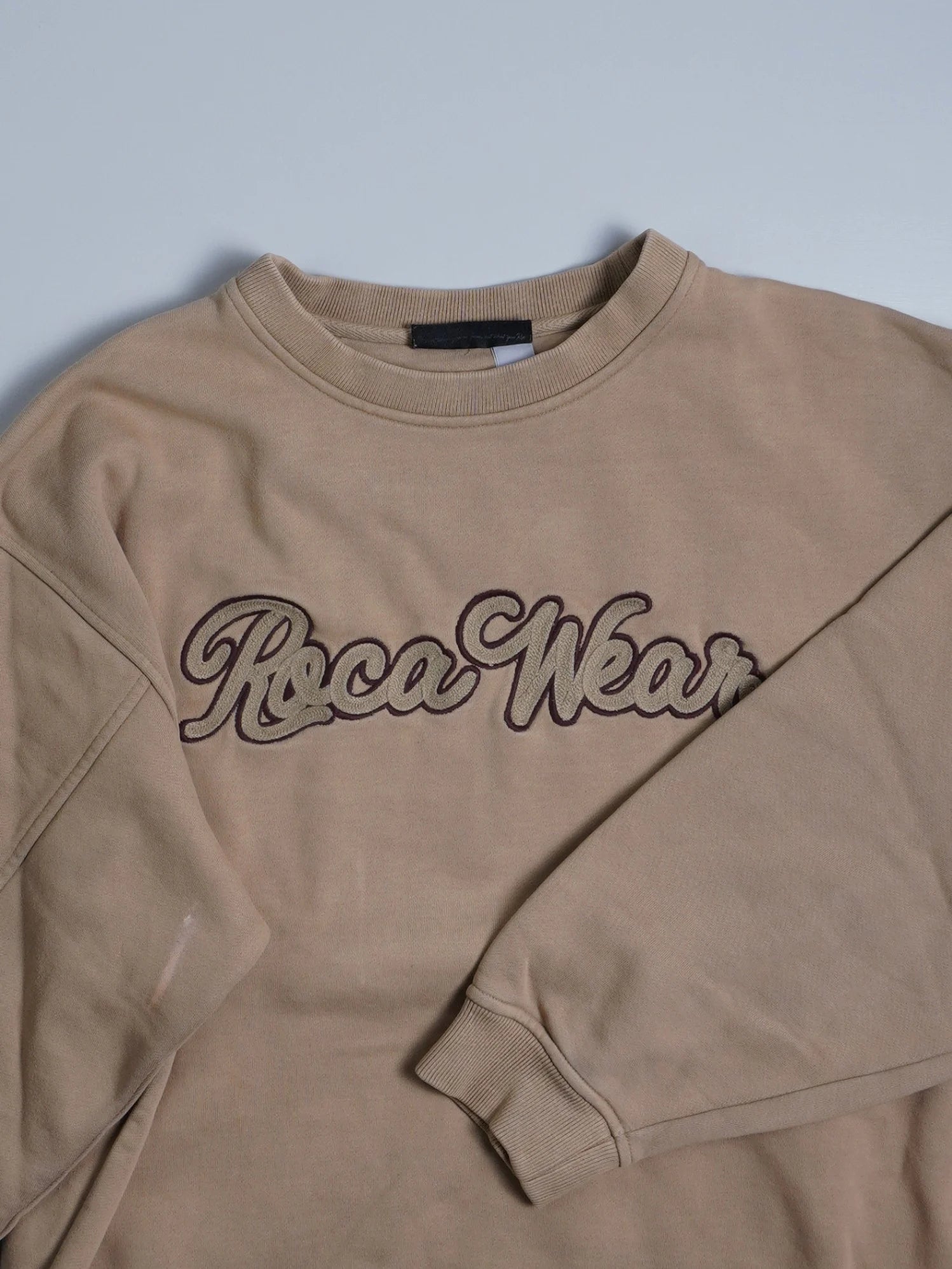 Roca Wear Sweater (L)