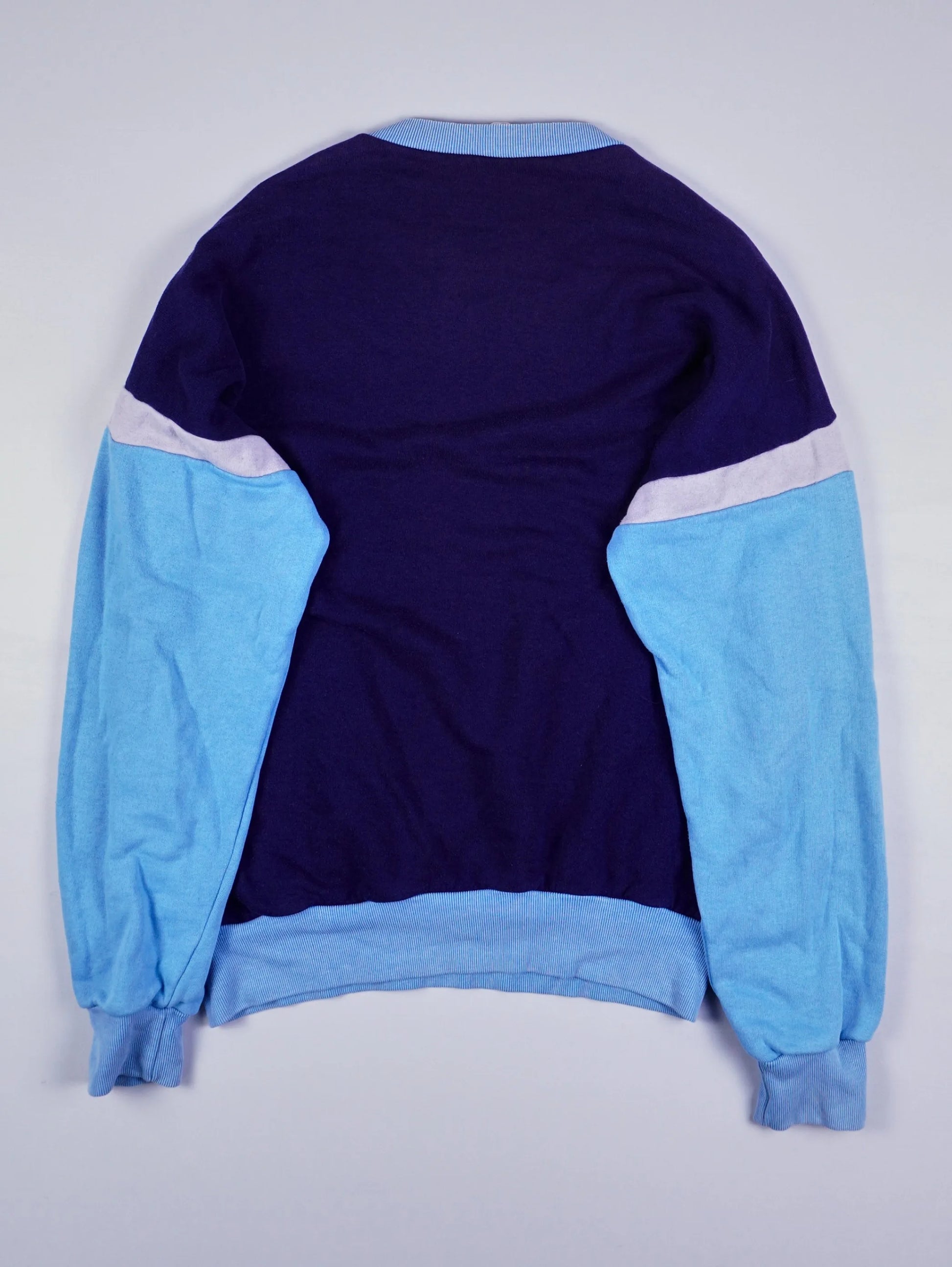 Adidas Sweater (M)