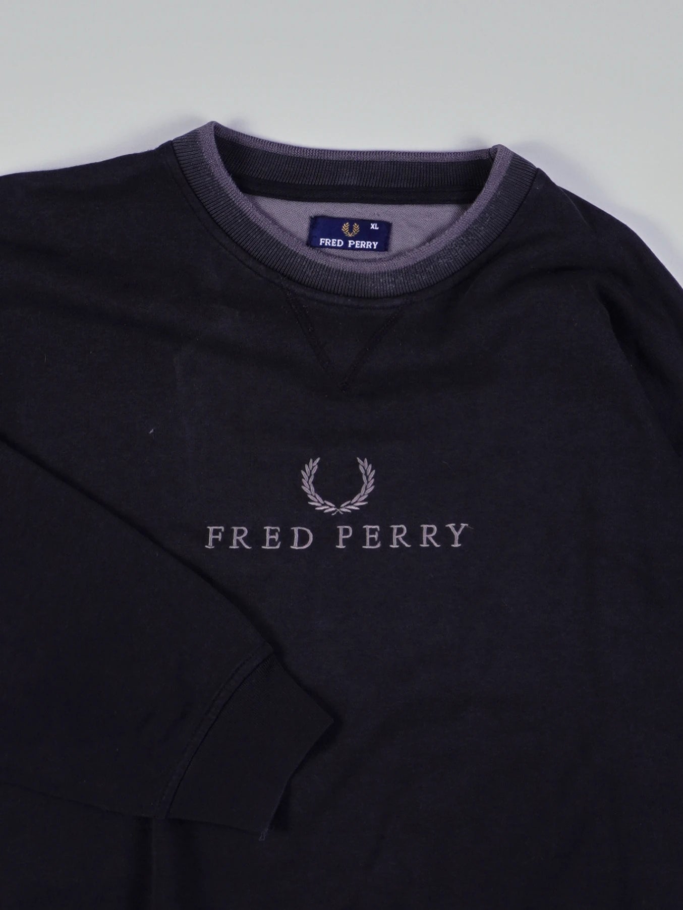 Fred Perry Sweater (L)