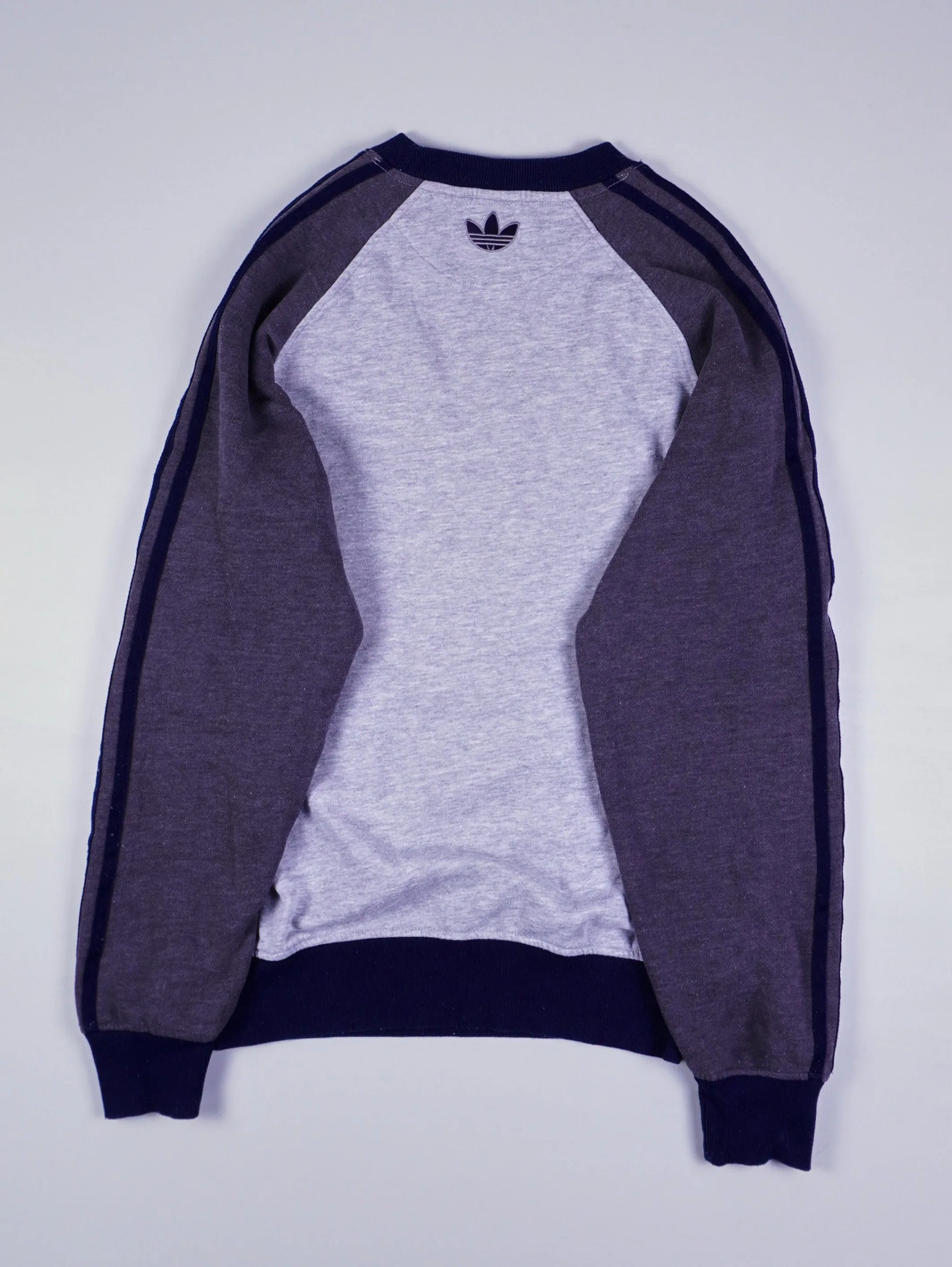 Adidas Sweater (M)