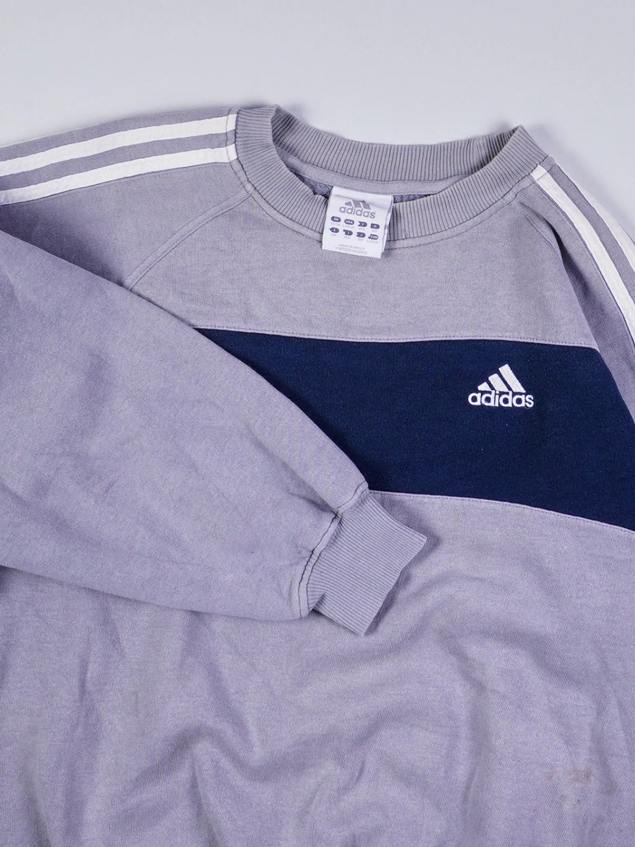 Adidas Sweater (XS)