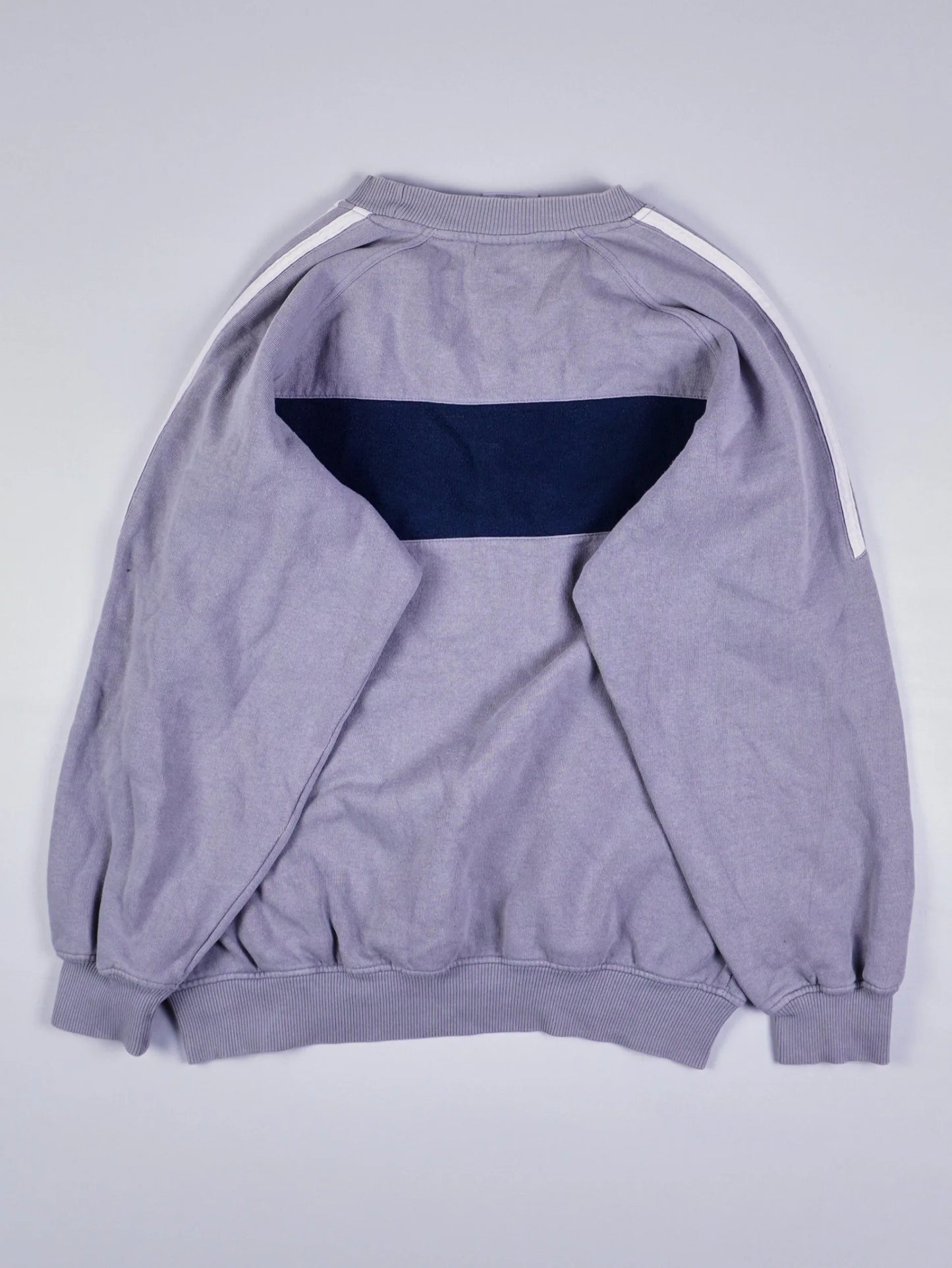 Adidas Sweater (XS)