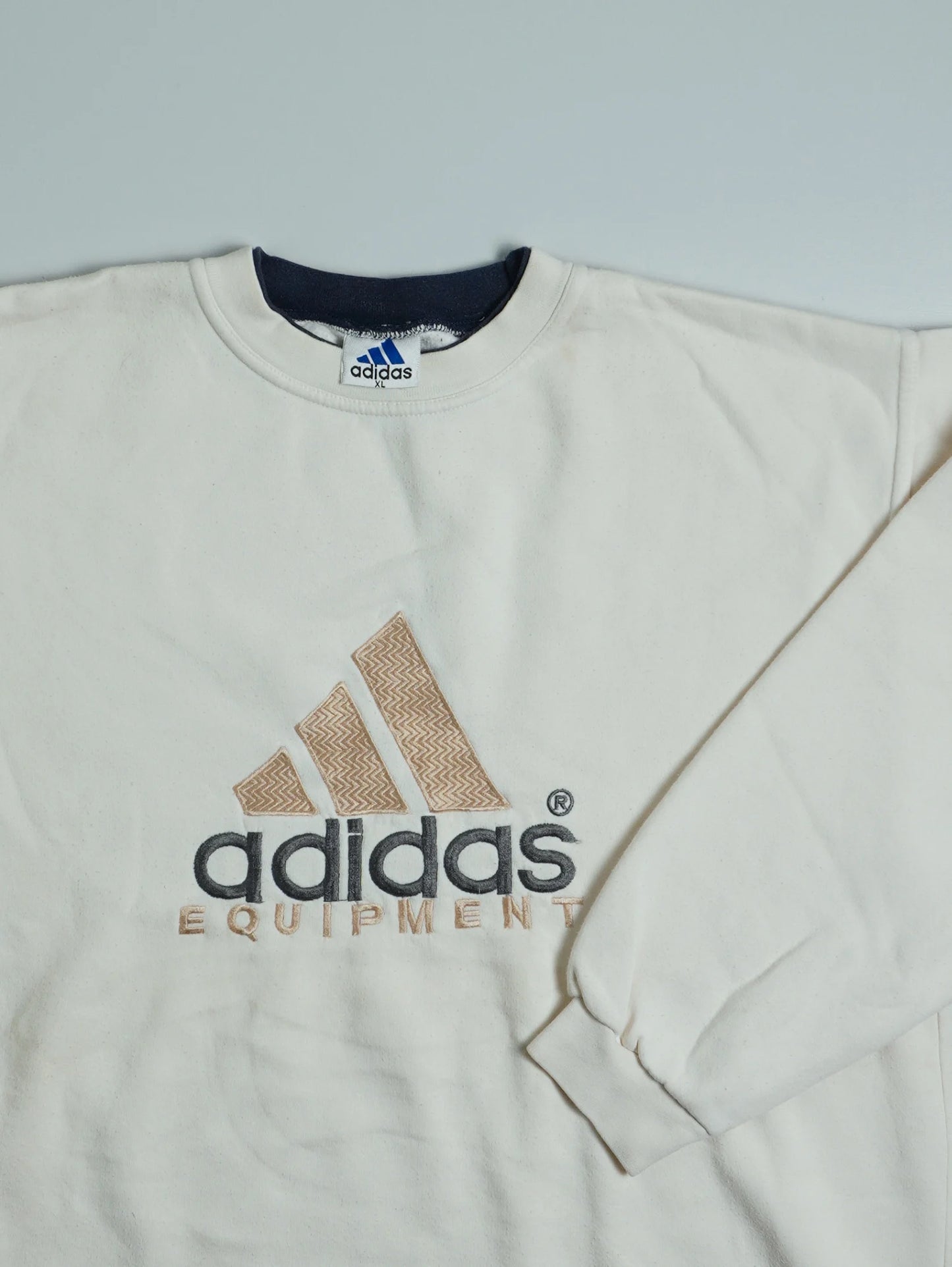 Adidas Sweater (XL)