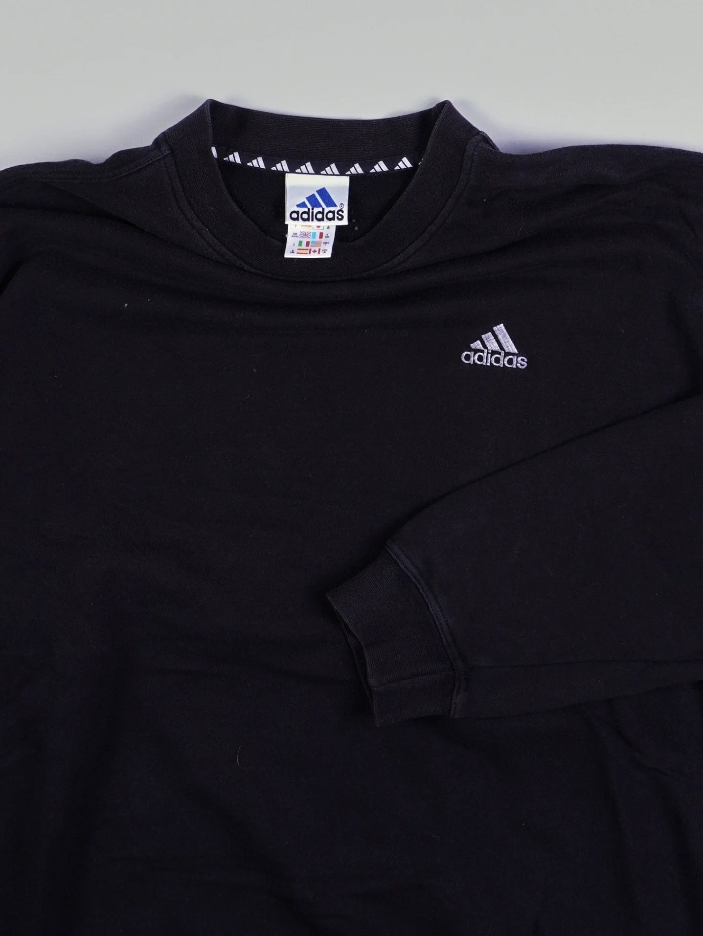 Adidas Sweater (XL)