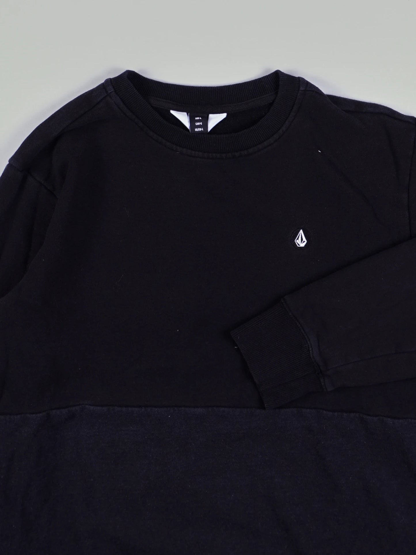 Volcom Sweater (M)