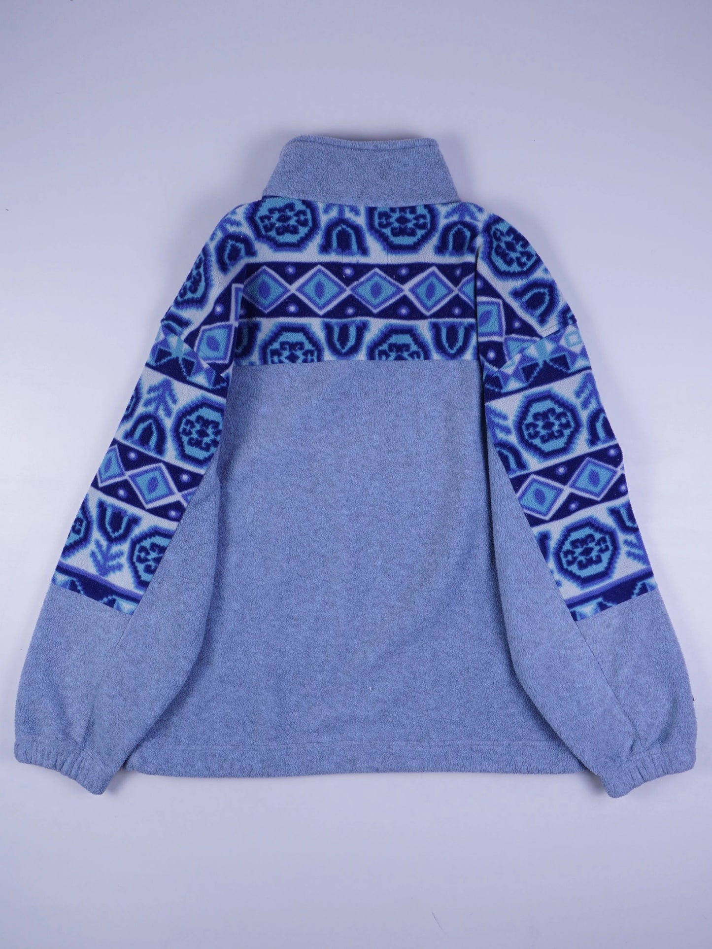 Camp Horn Fleece Sweater (L)