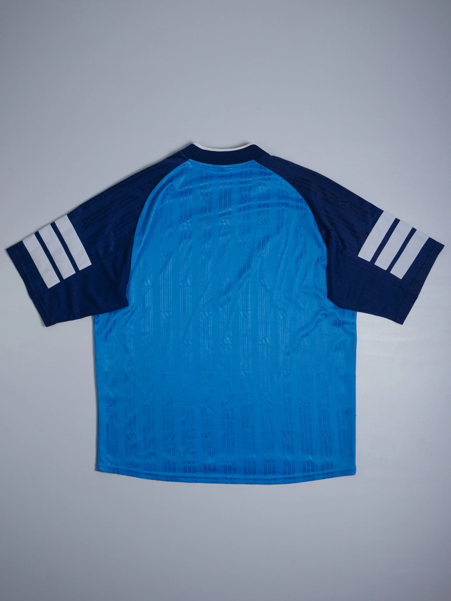 Adidas Trikot (L)