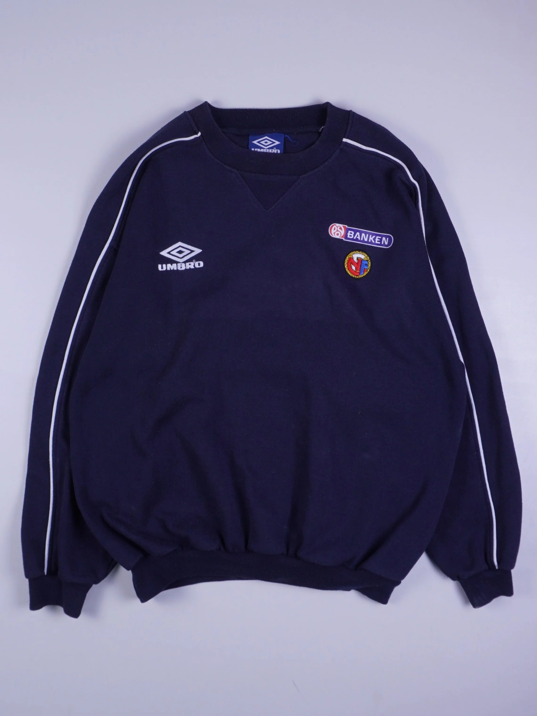 Umbro Sweater (L)