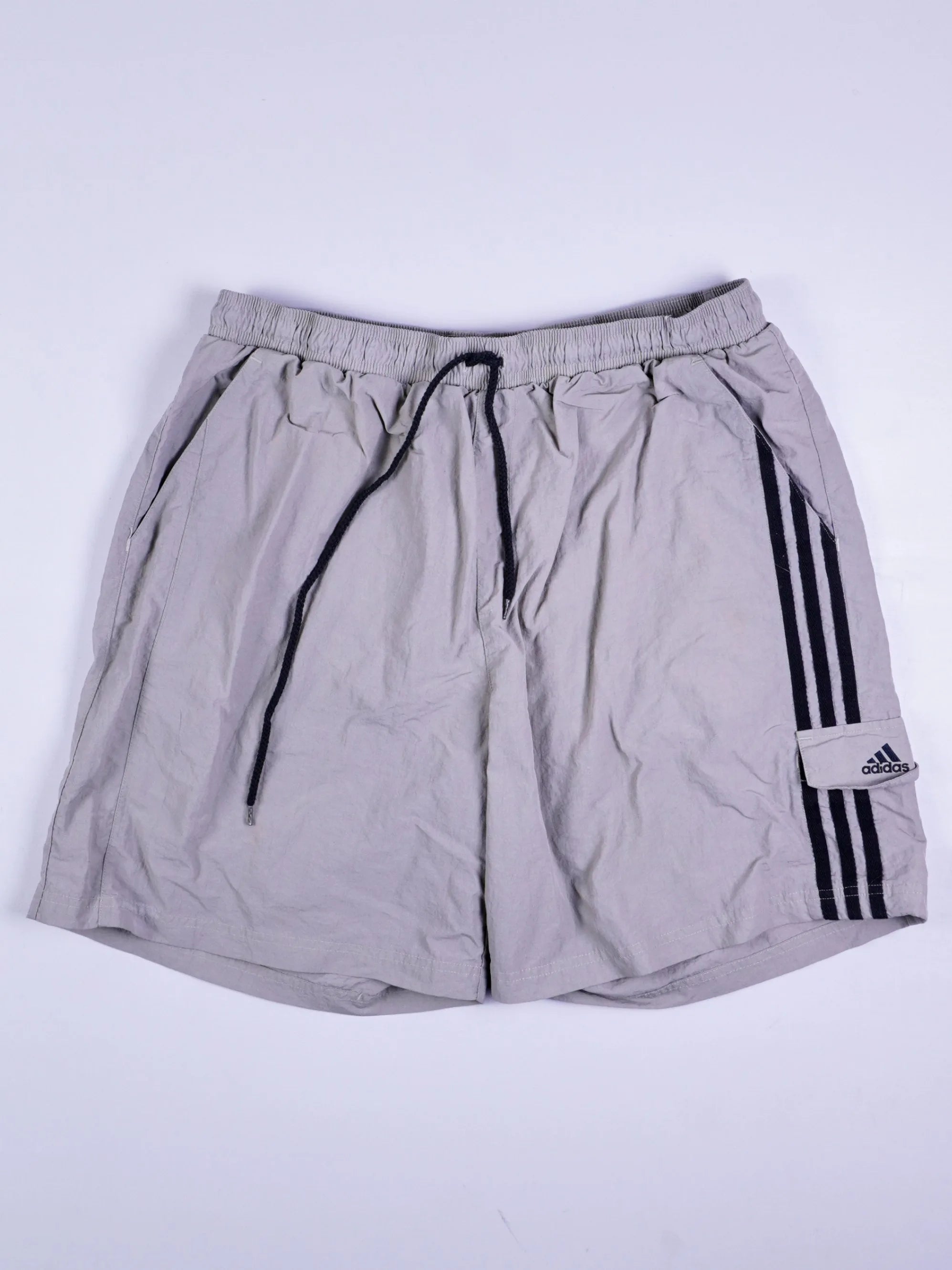 Adidas Shorts (L)