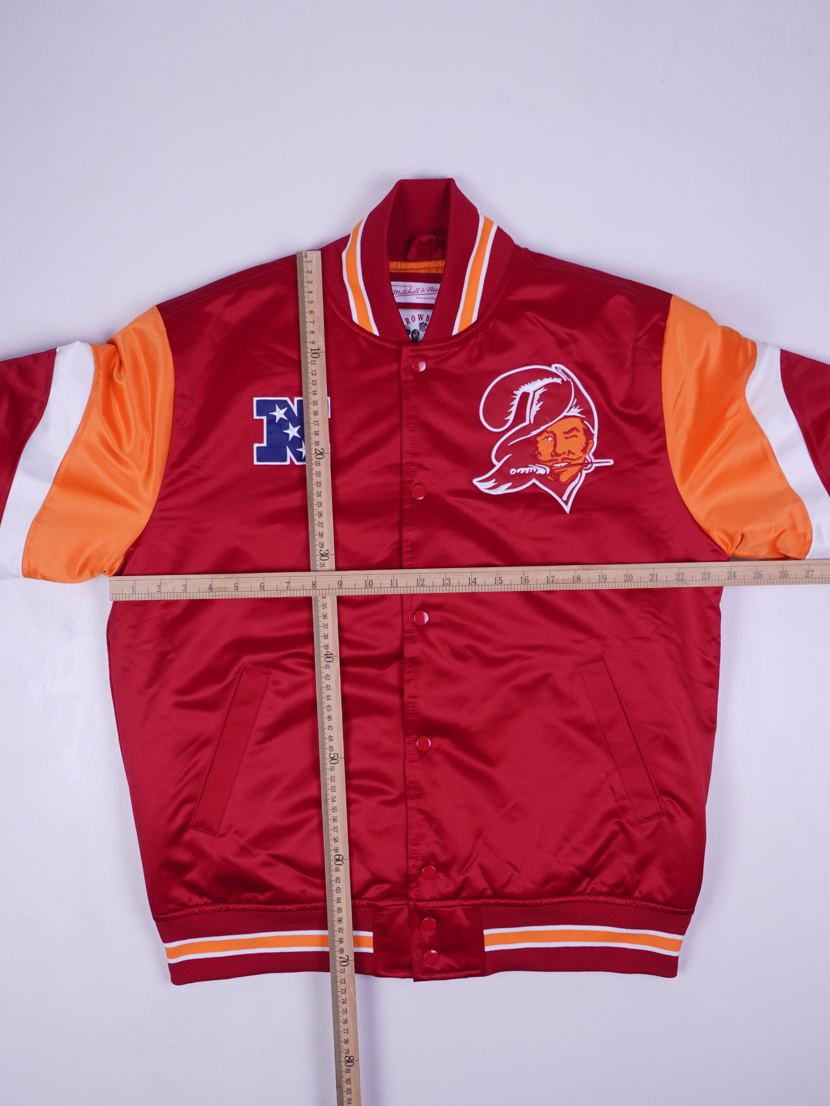 Mitchell & Ness Buccaneers NFL College Jacke (L)