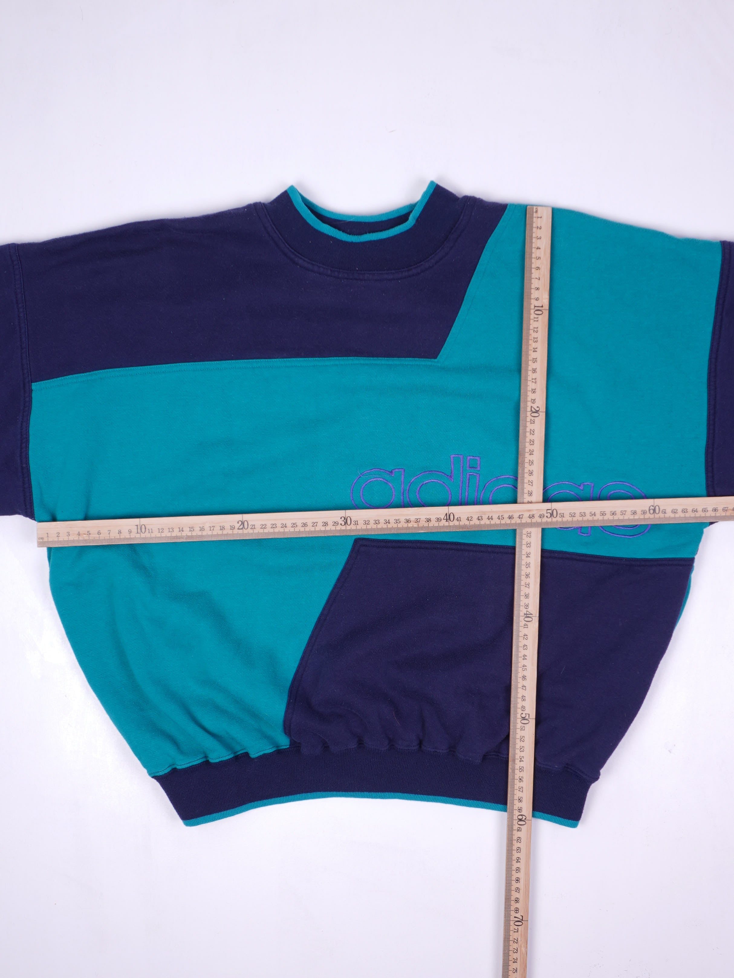 Adidas Sweater (M)
