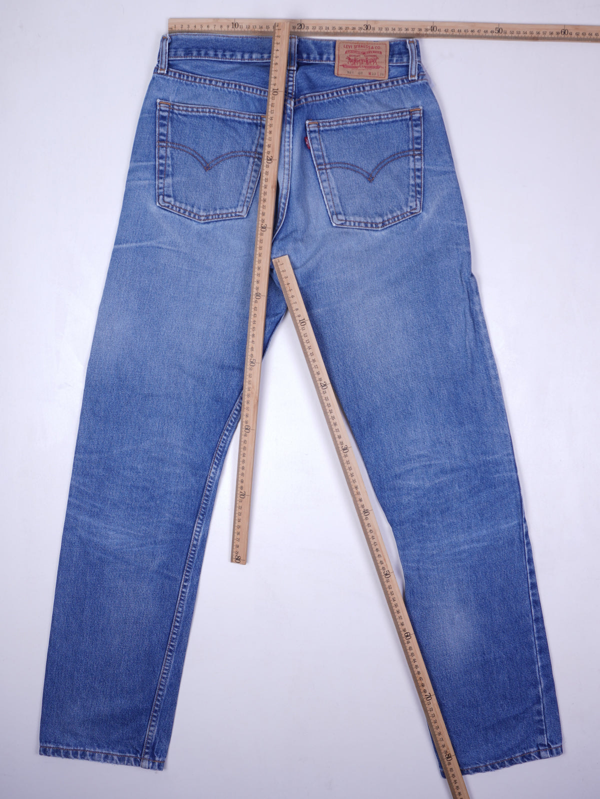 Levis Straight Leg Jeans (W33)