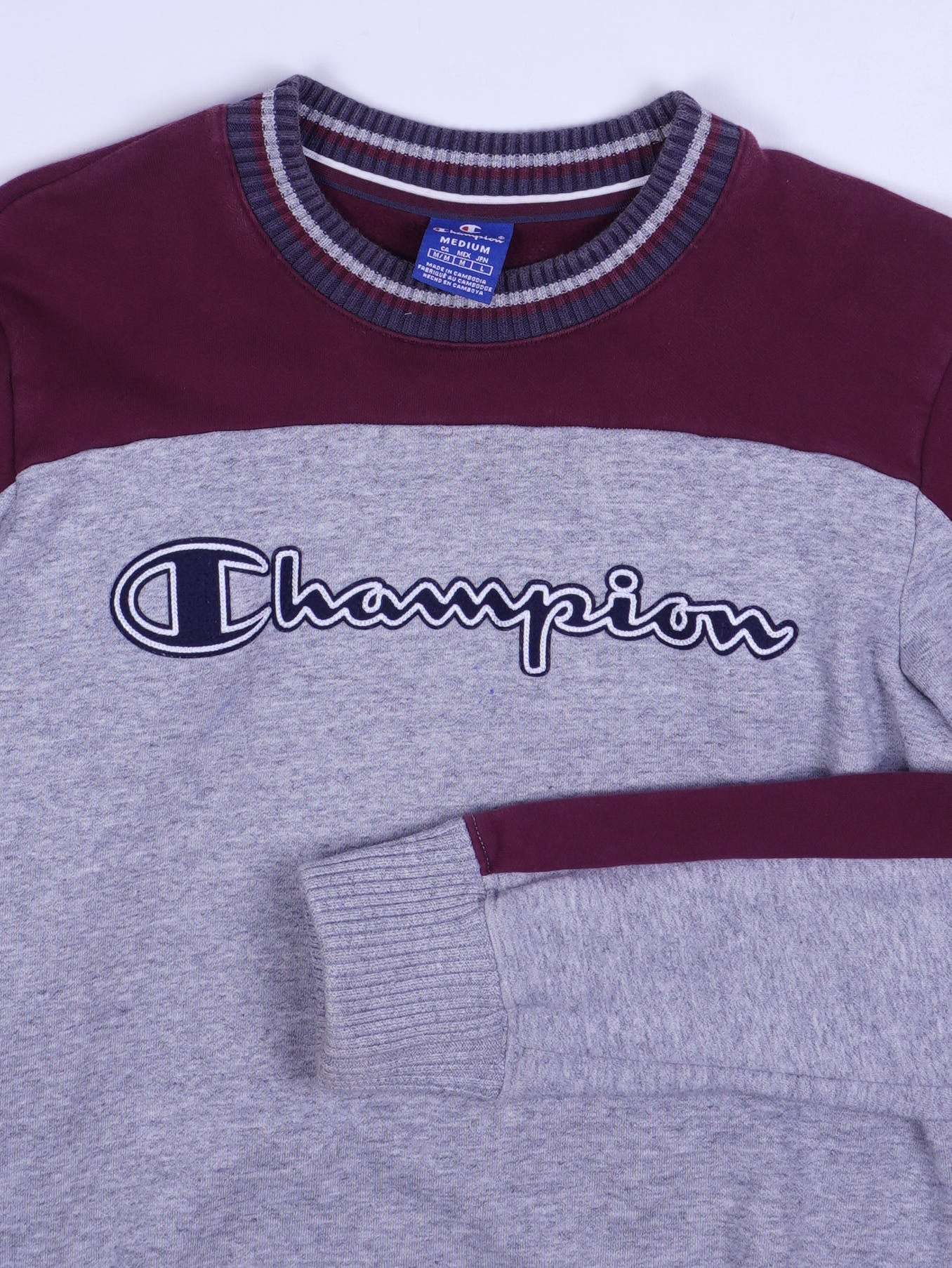 Champion Sweater (S)