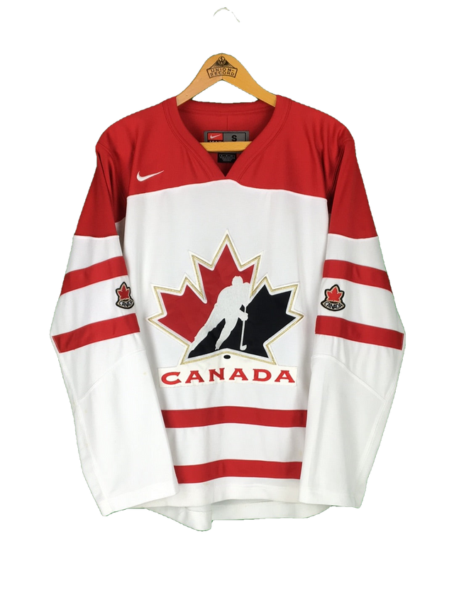 Nike “Canada” Sweater ()