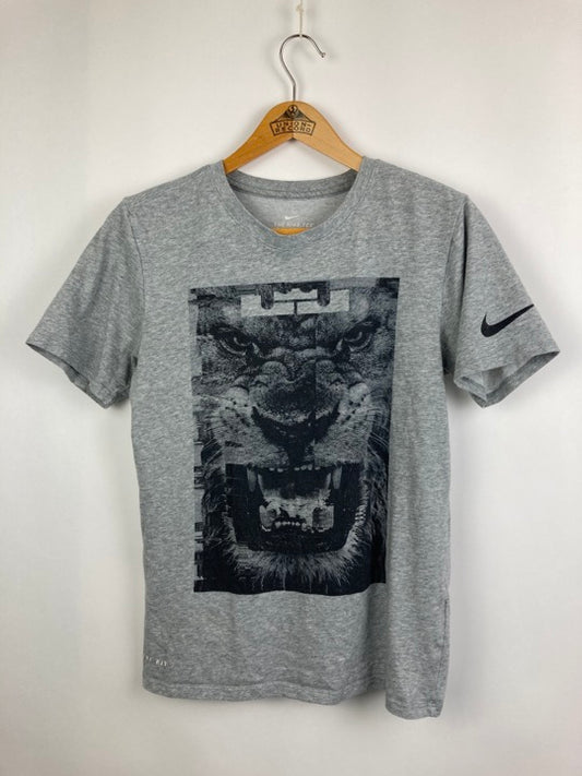 Nike “LeBron James” T-Shirt (S)