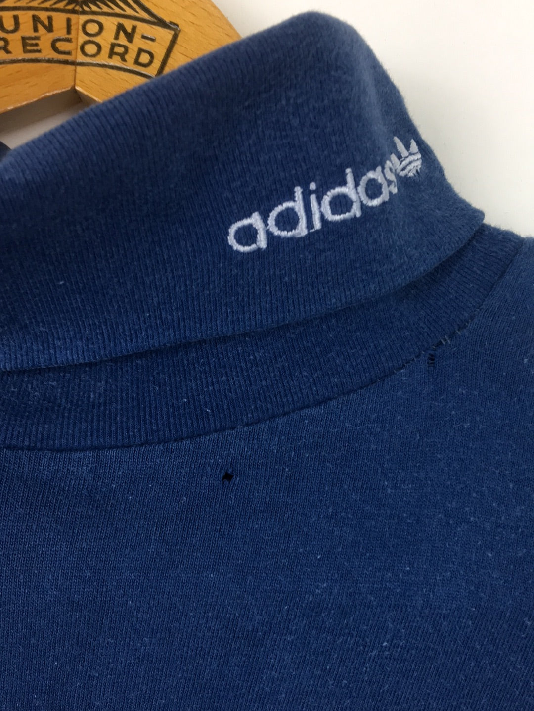 Adidas turtleneck sweater (L)